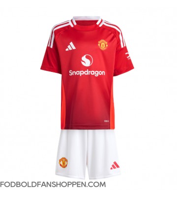 Manchester United Hjemmebanetrøje Børn 2024-25 Kortærmet (+ Korte bukser)